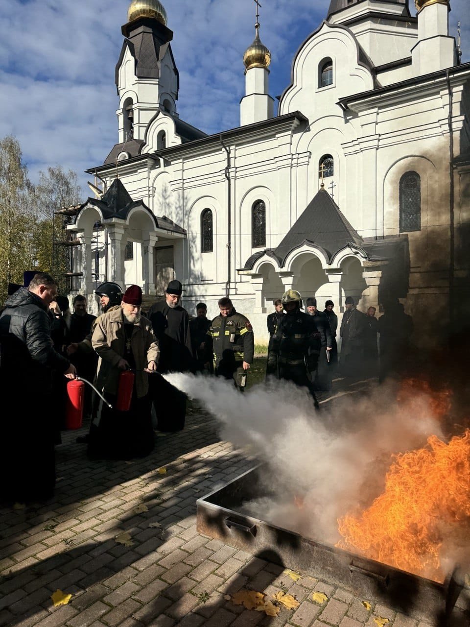 Сотрудники МЧС встретились со священнослужителями Пушкинского городского округа